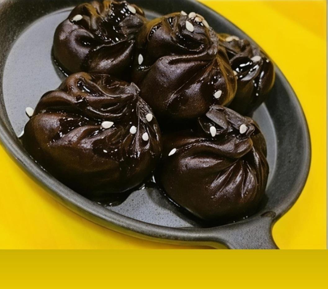 Chocolate momo