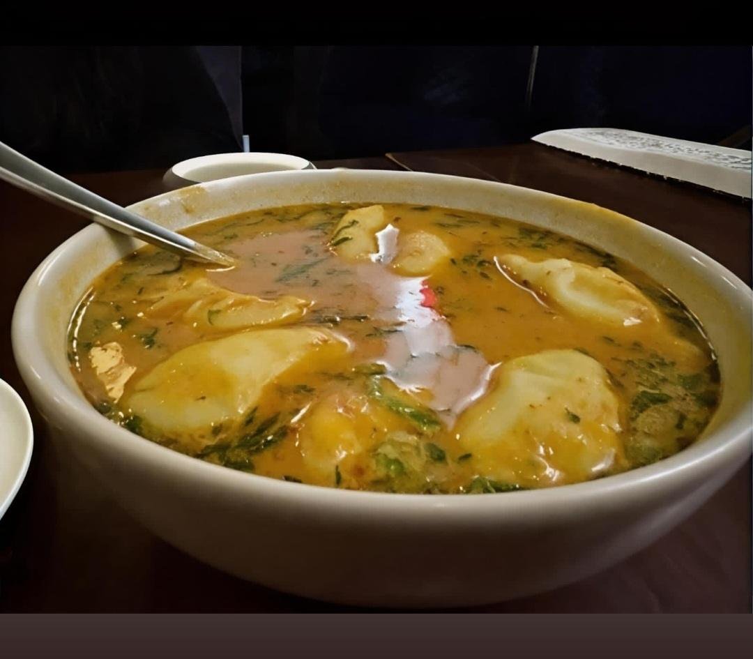 Jhol momo