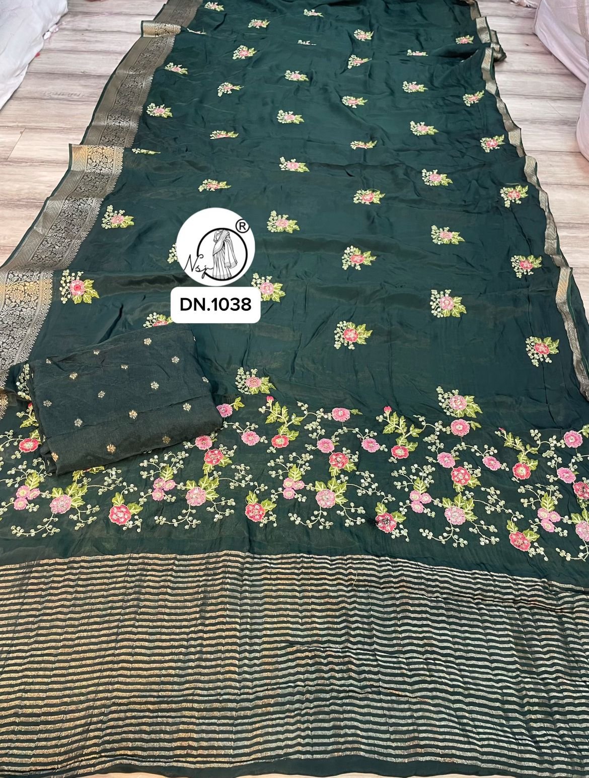 Kashmiri work saree. Kashmiri work all over saree and zari line on pallu