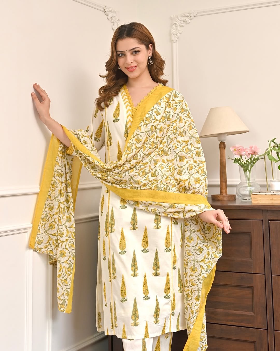 Mugal printed 3 pc suit set
